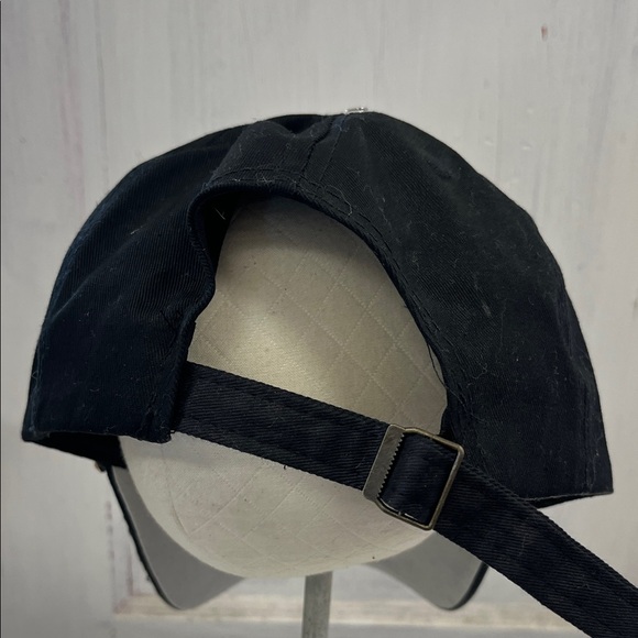 Glamorous Rhinestone Embellished Cap - Picture 3 of 3